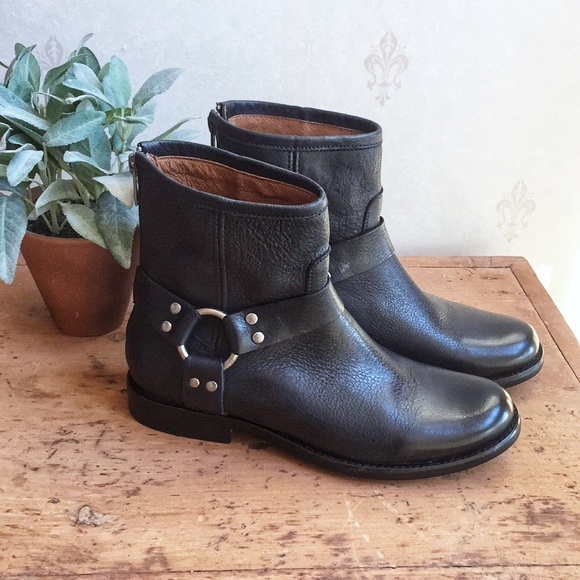 Frye Phillip Black Harness Ankle Boots NWOT - Picture 1 of 7